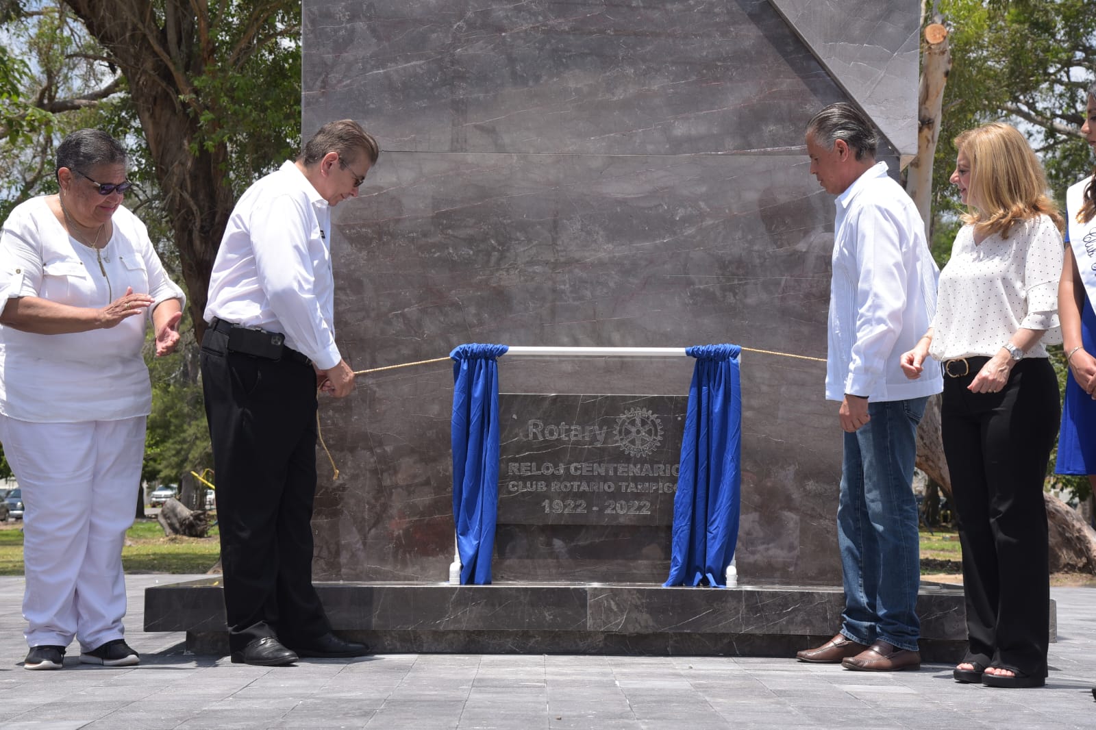 Nuevo Reloj Centenario Embellece la Plaza Sierra Morena de Tampico